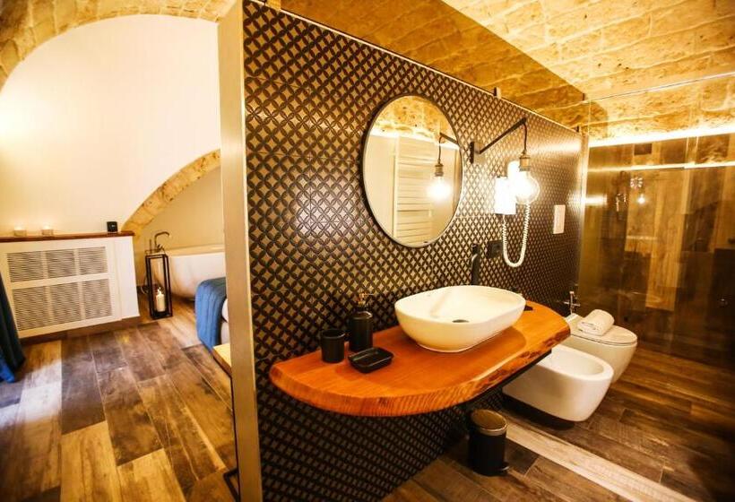 Люкс Повышенной Комфортности, Luna Federiciana Luxury Room & Spa