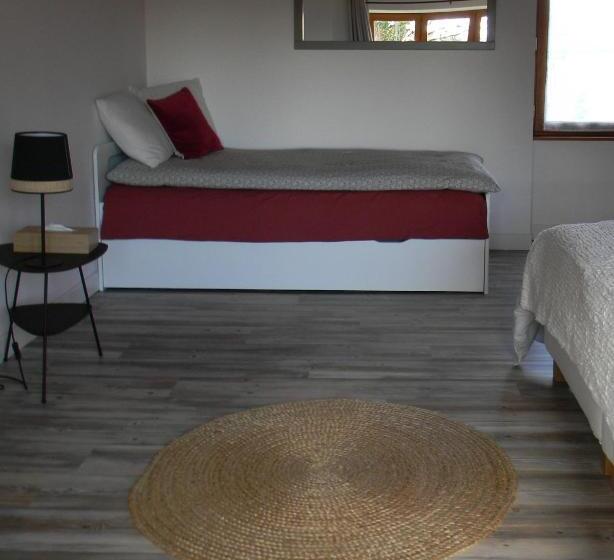 家庭间, Les Jardins Du Cloestro