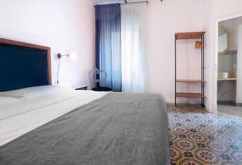 اتاق لوکس, Carrara Bella