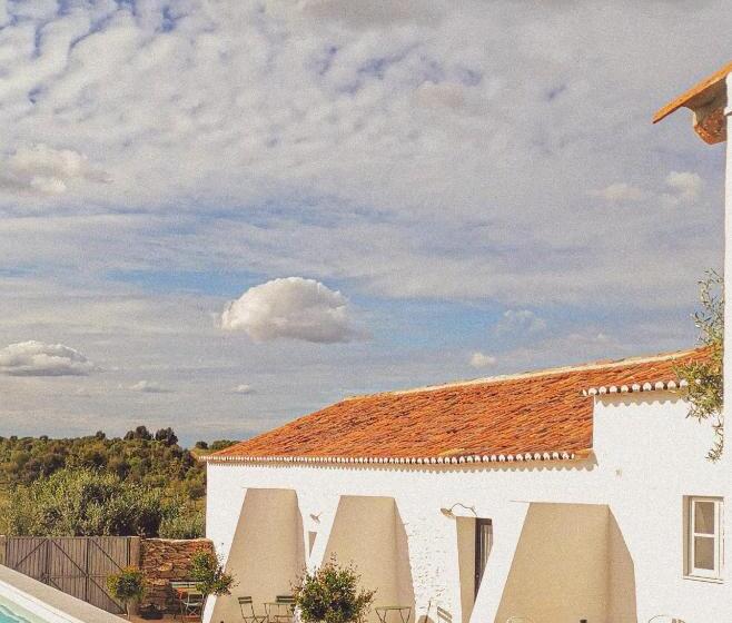 Люкс Дюплекс, Casa No Montinho