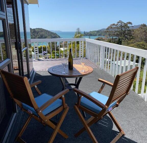 Люкс Deluxe Вид на Море, Harbour View Retreat Mangonui