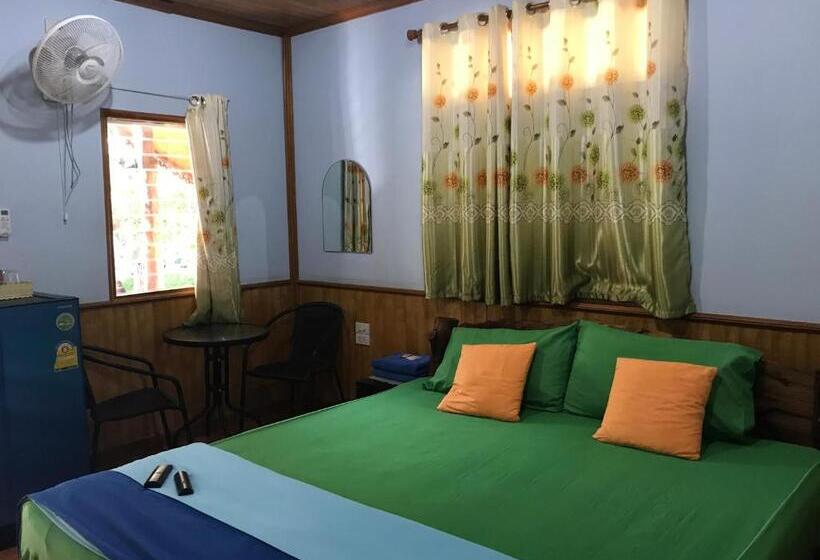 اتاق لوکس, Baan Suan Sukjai Resort