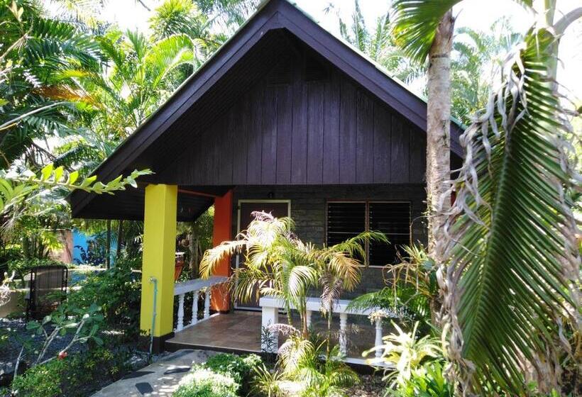 ویلای استاندارد با چشمانداز باغ, Sanuk Bungalow