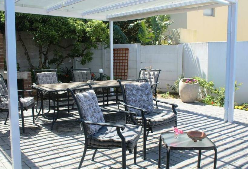 Люкс Повышенной Комфортности, Beach Break B&b   Deluxe Suites