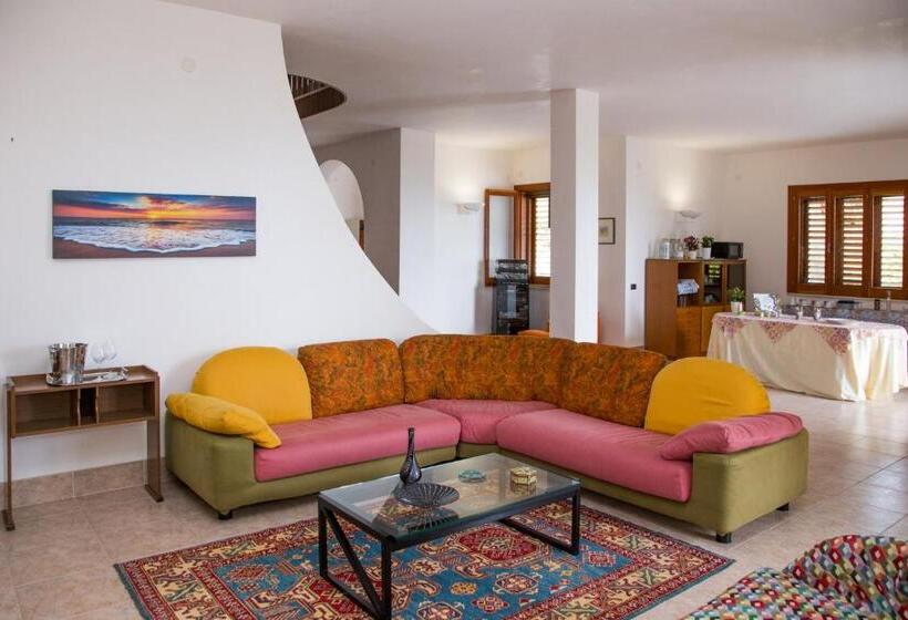 חדר סטנדרט לשלושה, Villa Vega