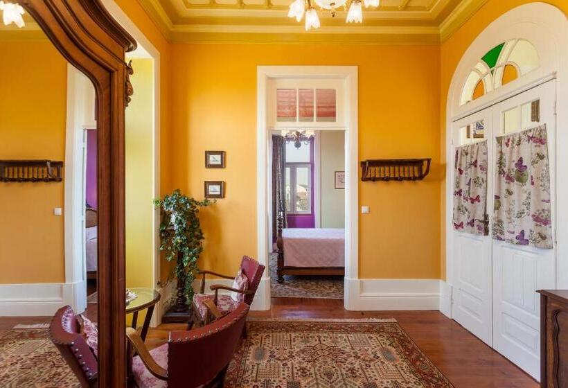 سوییت, Vintage Balcony Guesthouse