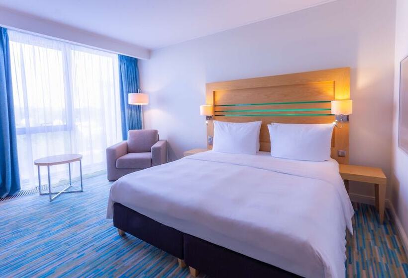 اتاق سوپریور با چشم‌انداز, Radisson Hotel Kaliningrad