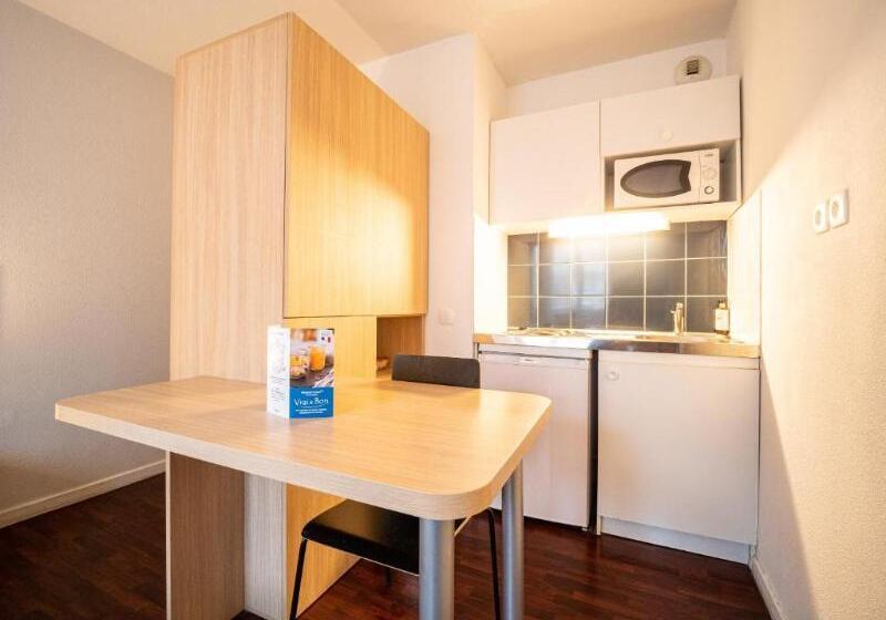Студия Стандарт, Residhotel St Etienne Centre