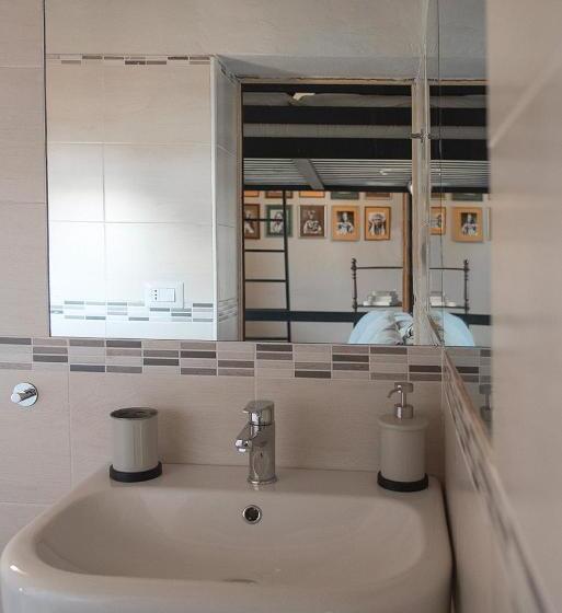 Семейный Номер, Affittacamere Come A Casa
