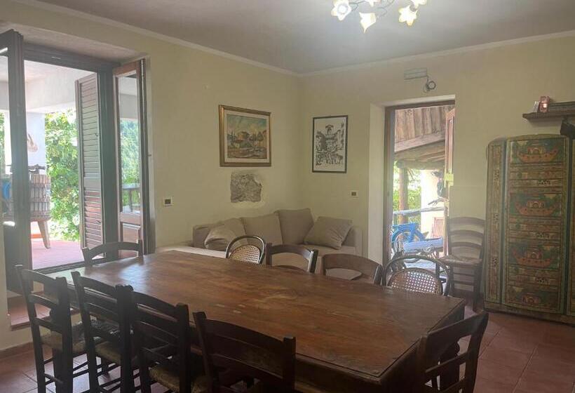 Апартаменты 1 Спальня Вид на Сад, Green Deluxe Apartment “la Locanda Del Borgo”