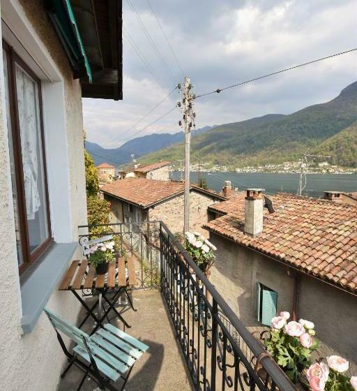 Номер Стандарт Вид на Озеро, Casa Angiolina   Holidays