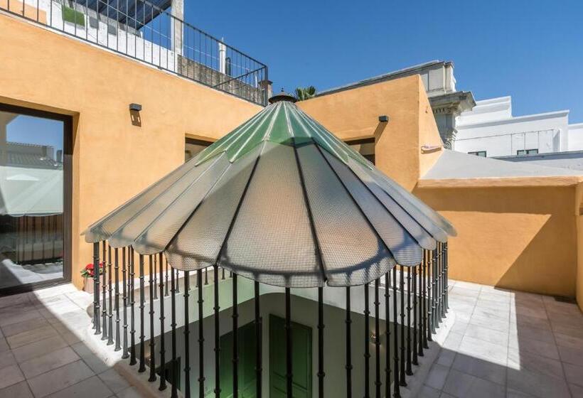 1 Bedroom Penthouse Apartment, Casa Temprado