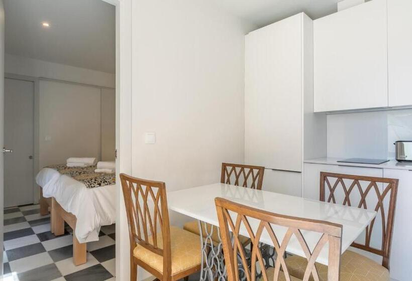 1 Bedroom Penthouse Apartment, Casa Temprado