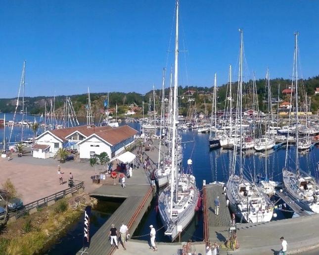Номер Economy, Henåns Hostel In The Marina