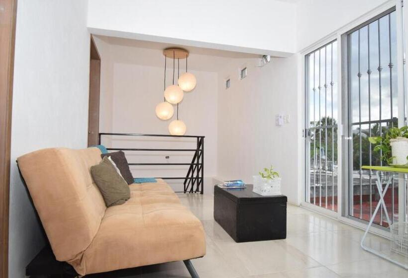 Teraslı Standart Oda, Carlota Guest House