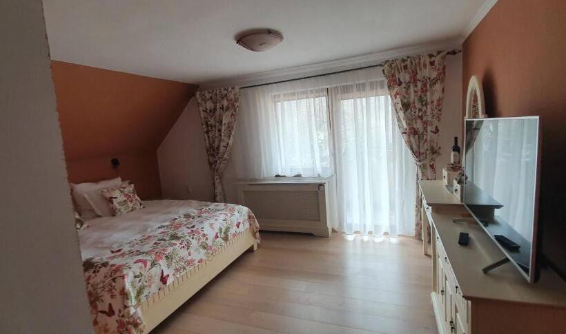 اتاق استاندارد, Vila Crisalia Sibiel Sibiu
