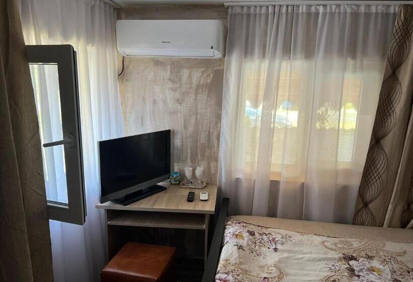 اتاق یک تخته با تراس, Pensiunea Casa Bianca