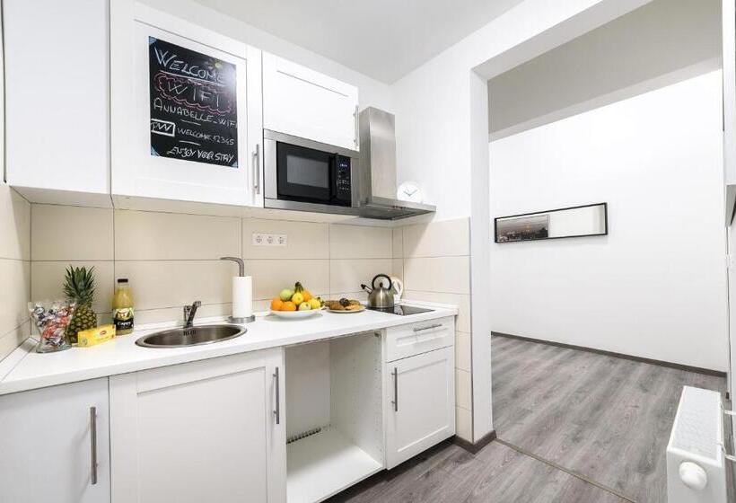 标准间, Annabelle Downtown Apartments
