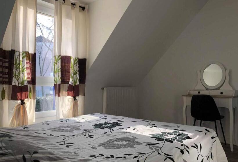Номер Economy, Home Auray