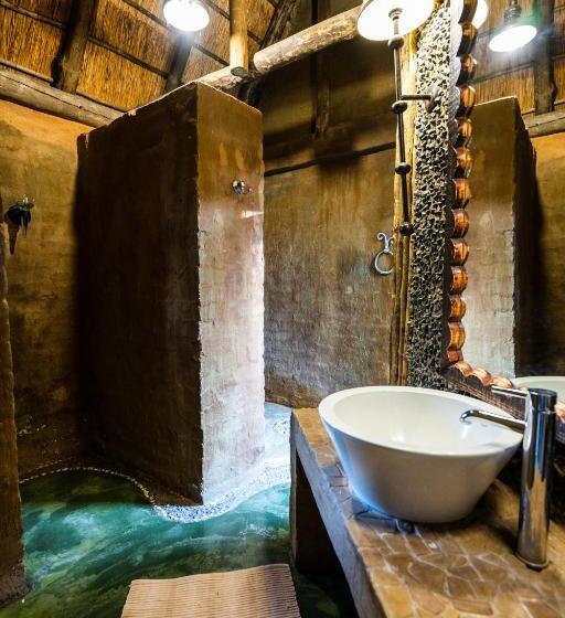 Люкс Премиум, Hakunamatata Lodge & Health Spa/ Wedding & Conference Venue