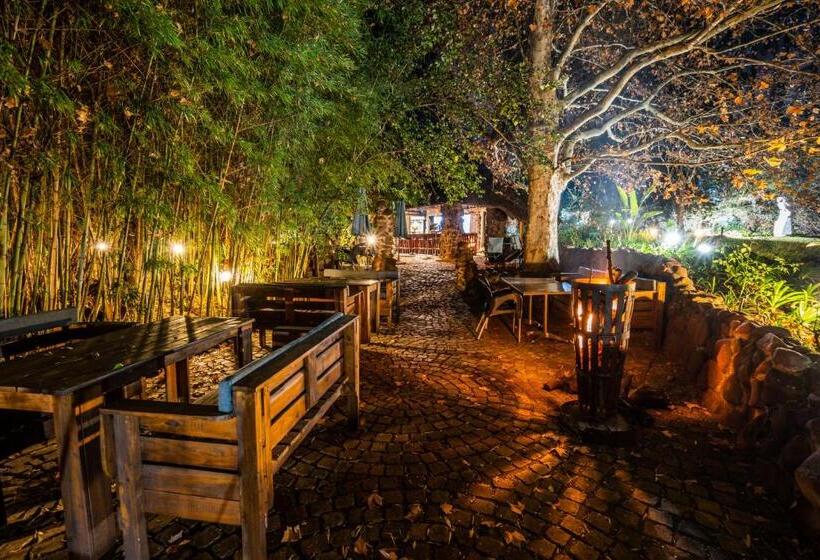 Полулюкс, Hakunamatata Lodge & Health Spa/ Wedding & Conference Venue