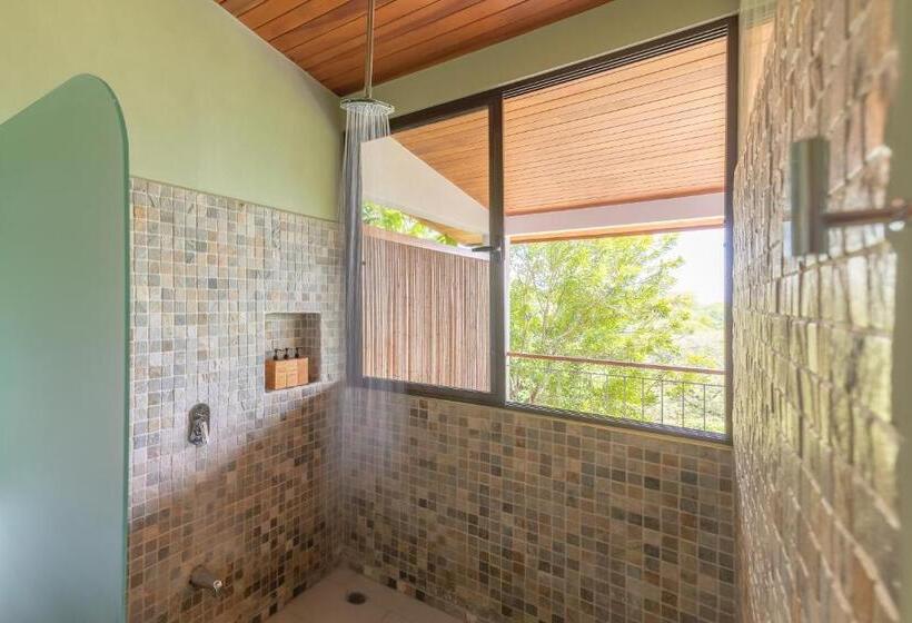 Люкс Deluxe Кровать Кинг, Boutique Lagarta Lodge