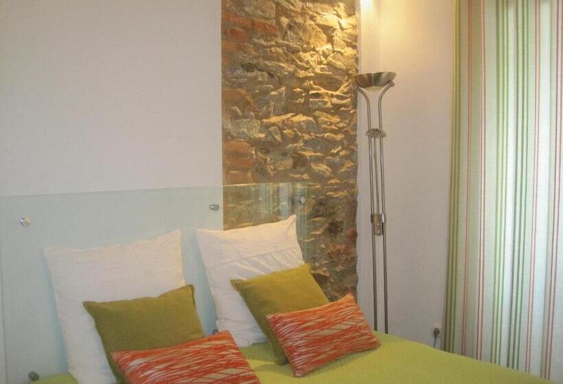 Номер Стандарт, Outeiro Da Vila   Casas De Campo