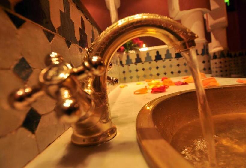 سوییت, Riad Salam Fes