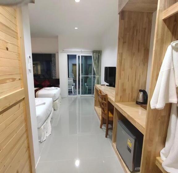 اتاق استاندارد با تخت بزرگ, Yuwadee Resort