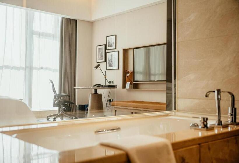 Номер Клуб Кровать Кинг, Sheraton Guangzhou