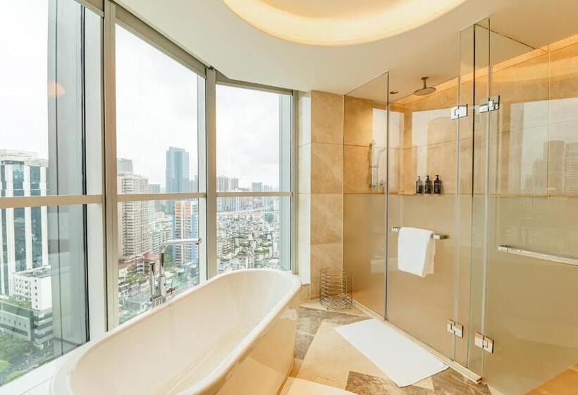 Номер Deluxe Кровать Кинг, Sheraton Guangzhou