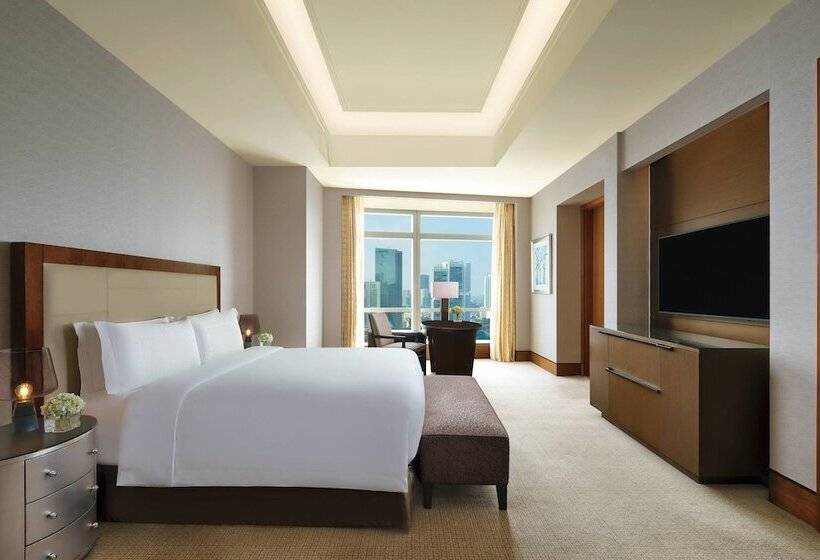 Люкс Клуб, The Ritzcarlton Jakarta, Pacific Place