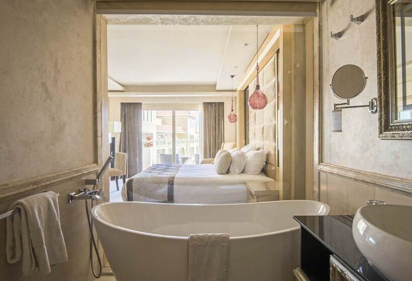 اتاق لوکس با چشم‌انداز استخر, Kaisol Romance Resort Sahl Hasheesh - Adults Only