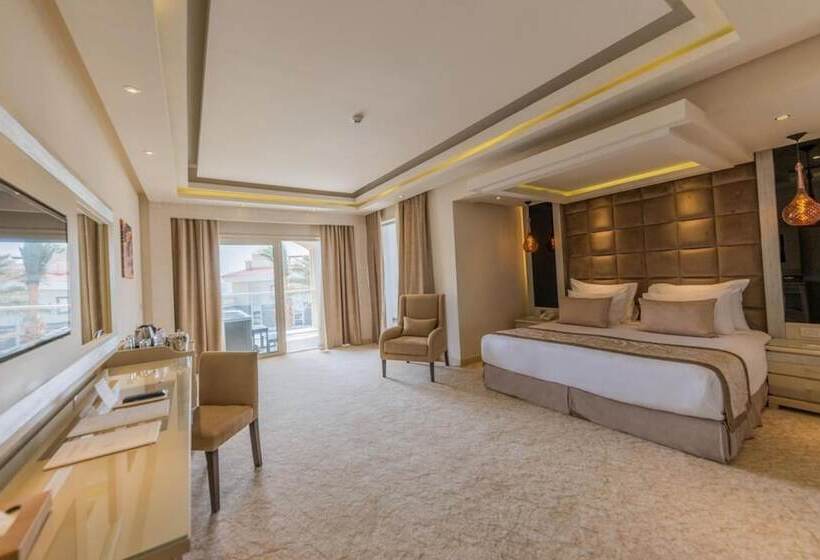 اتاق لوکس با وان آب گرم, Kaisol Romance Resort Sahl Hasheesh - Adults Only