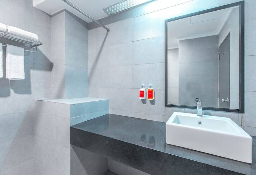 Номер Deluxe, Townhouse 1 Hotel Salemba