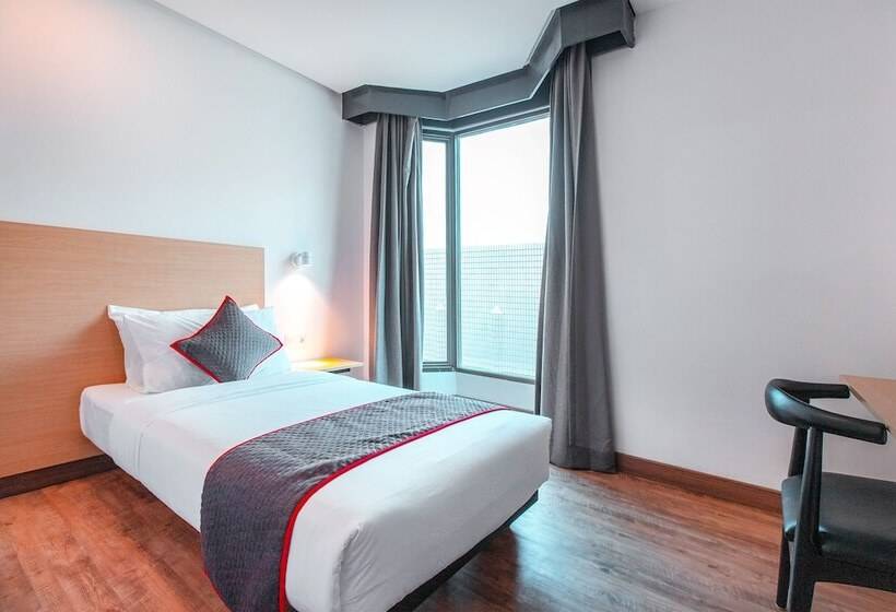 Номер Deluxe, Townhouse 1 Hotel Salemba