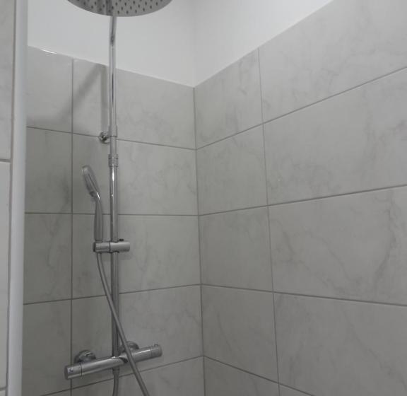 استودیوی لوکس, Tabor   Apartments Rozmanova Street