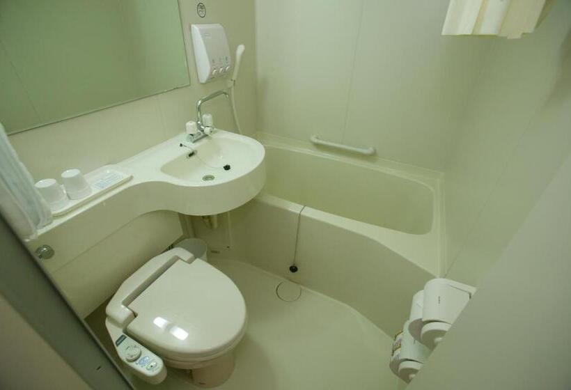 Номер Стандарт, Toyoko Inn Busan Station1