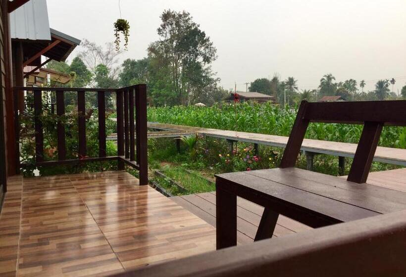 اتاق استاندارد با تراس, Baan Thung Home Stay