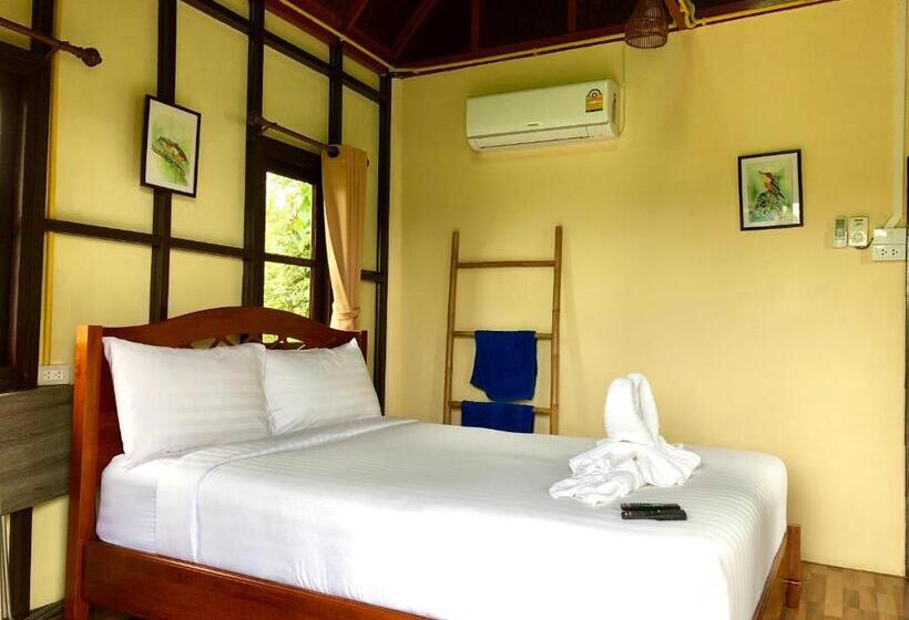 اتاق استاندارد با بالکن, Baan Thung Home Stay
