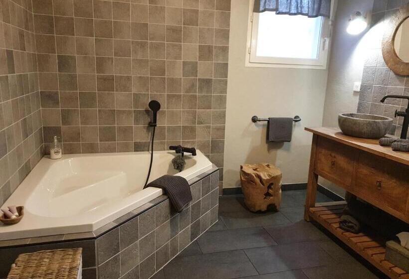 Номер Deluxe, La Villa D Olivène
