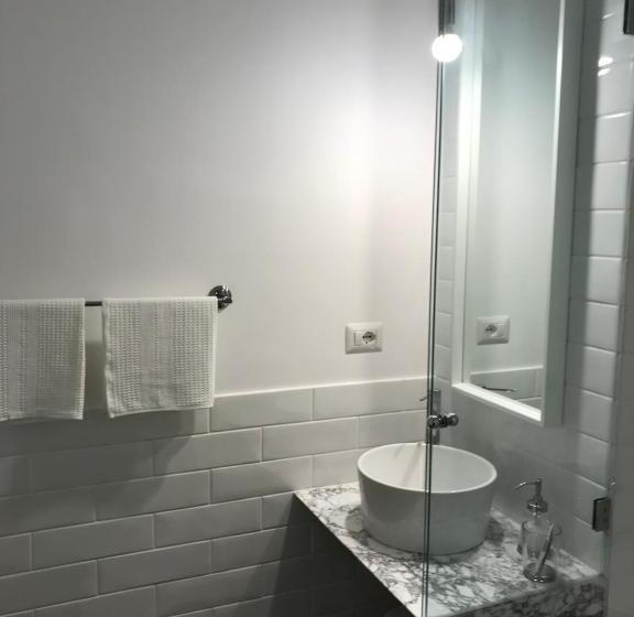اتاق لوکس با بالکن, Salerno M Illumina