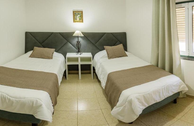 Номер Стандарт, Hospedaria Australia