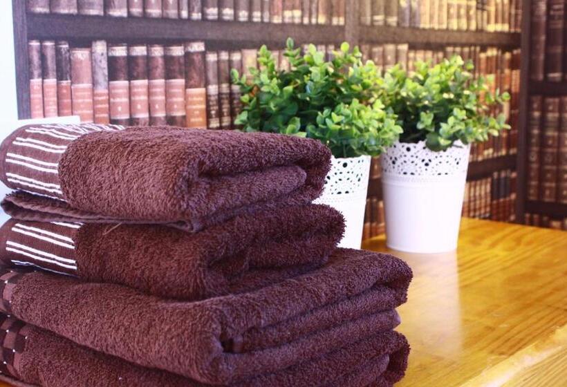 اتاق لوکس با چشم‌انداز دریا, Bella Vista Sun Club