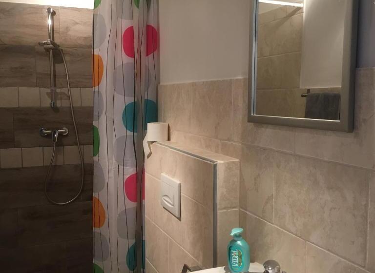 اتاق خانوادگی, Casa Cologna B&b