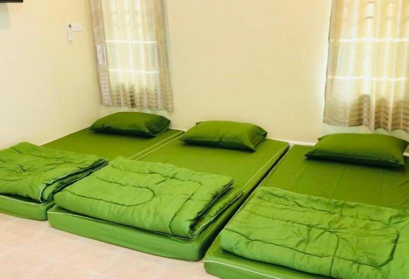 Standard Bungalow 2 Bedrooms with Views, Panutsaya Homestay