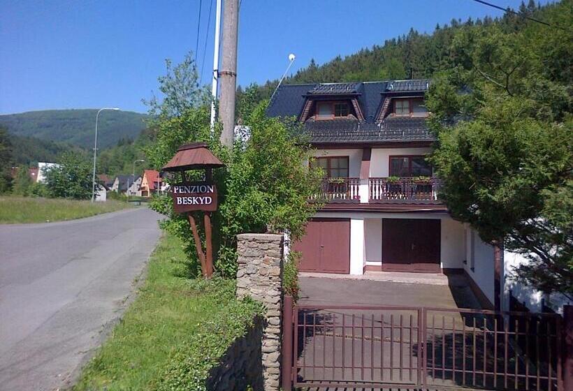 Апартаменты 2 Спальни, Penzion Beskyd