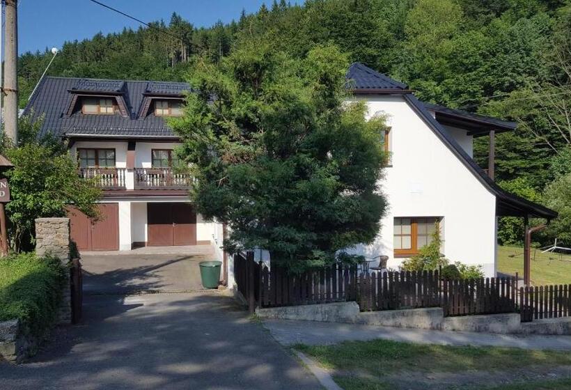 Номер Стандарт Трехместный, Penzion Beskyd