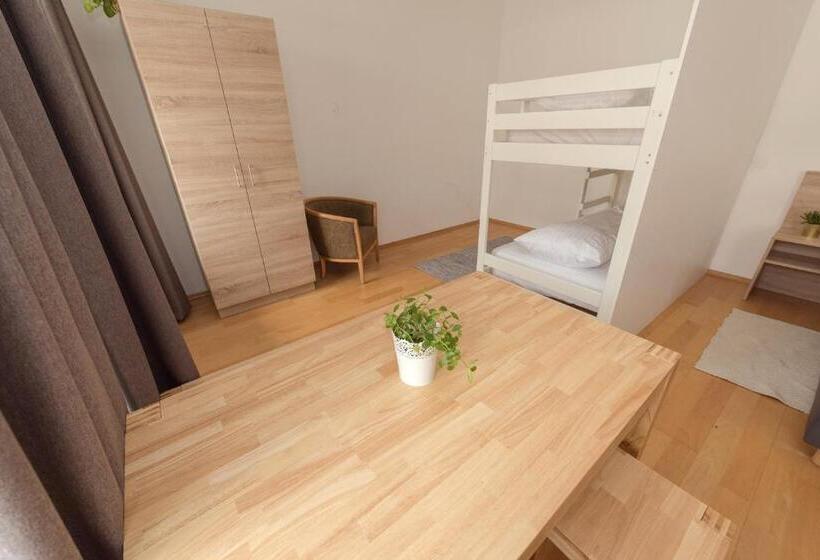패밀리 룸, Metro Apartments Vienna