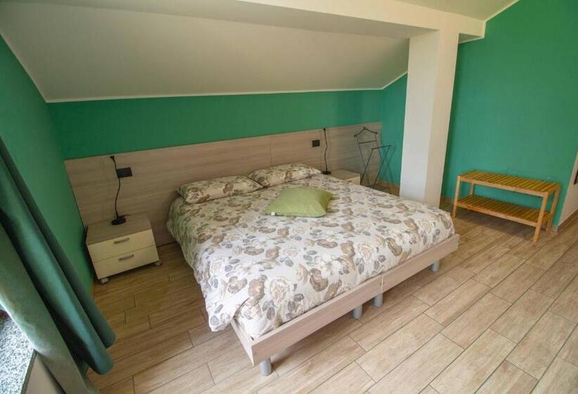 Четырехместный Номер Стандарт Вид на Сад, B&b Alla Roggetta